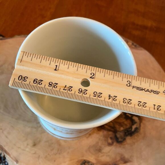 Knobler Japan Ceramic White Gold Grandma M… - Picture 5 of 5